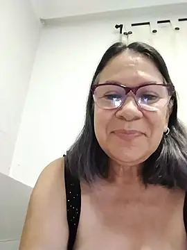 Snapshot of victoria_wayne chatting on July 13, 8:50 am victoria wayne online show from July 13, 8:50 am