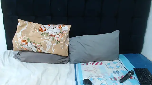 TaurusClitCake online show from October 13, 4:51 pm