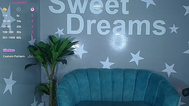 Snapshot of emma_wockll_t chatting on November 20, 1:11 pm emma wockll t online show from November 20, 1:11 pm