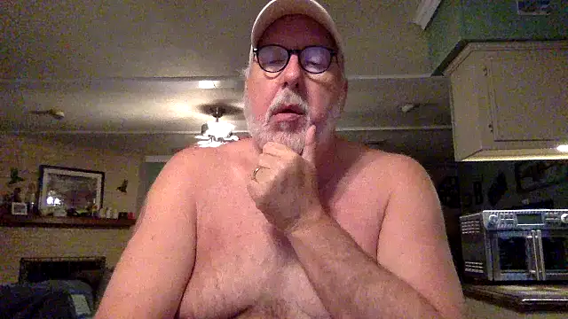 superbearboss online show from November 30, 5:50 pm