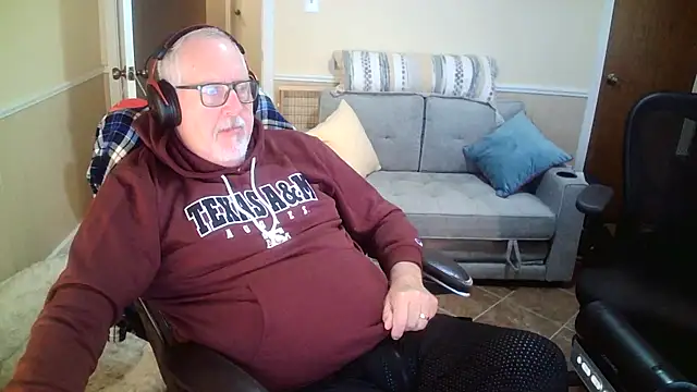 superbearboss online show from May 1, 10:25 pm