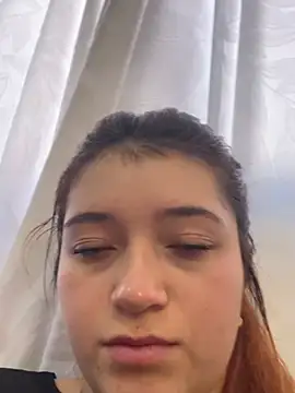 Snapshot of Karina_Leon chatting on June 17, 8:21 pm Karina Leon online show from June 17, 8:21 pm
