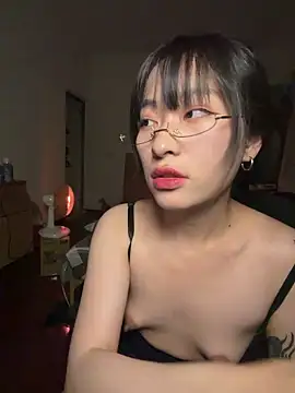 214Jun online show from March 8, 4:33 pm