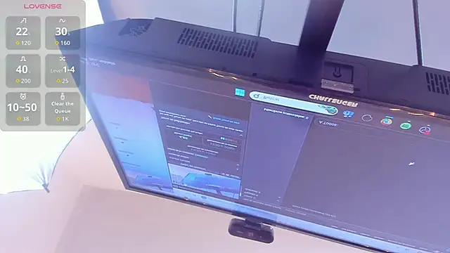 Alexa Bravva online show from June 7, 3:43 am