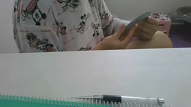 saraaxx1 online show from May 31, 1:51 pm
