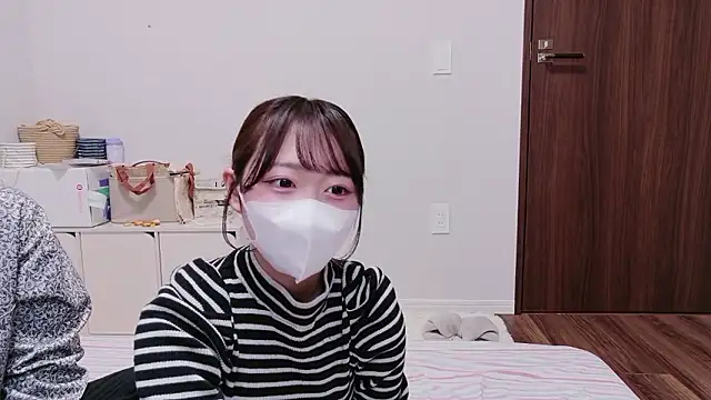 Rodrigues Lucas online show from March 17, 5:05 pm