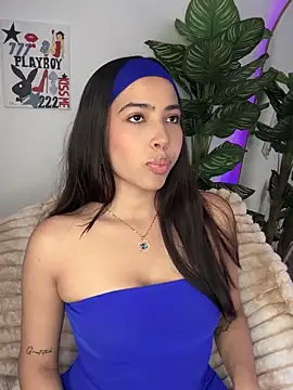  Emily Thompson  online show from October 2, 10:17 pm