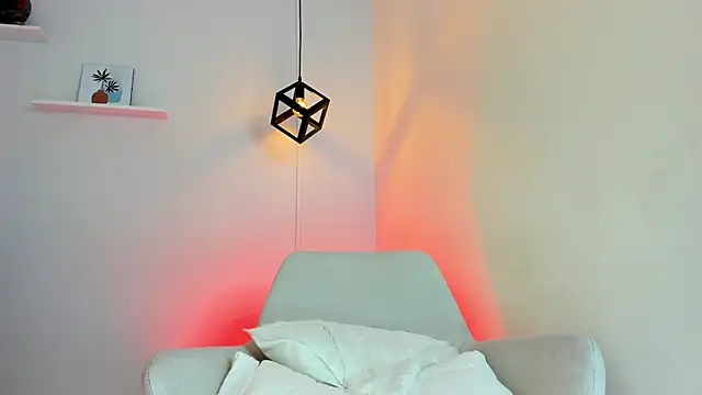 grace tom online show from March 2, 5:08 am