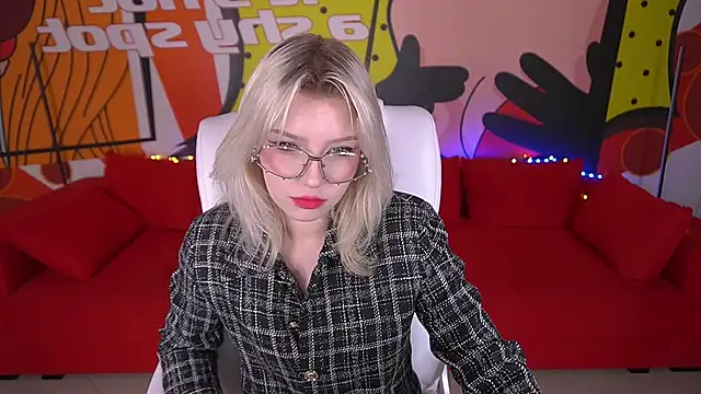 Snapshot of SelenaIris chatting on March 17, 2:01 pm SelenaIris online show from March 17, 2:01 pm