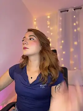 Snapshot of Hi_Soyfer chatting on June 12, 2:43 am Hi Soyfer online show from June 12, 2:43 am