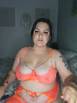 Snapshot of Saucy-Serenity chatting on July 29, 9:24 pm Saucy-Serenity online show from July 29, 9:24 pm