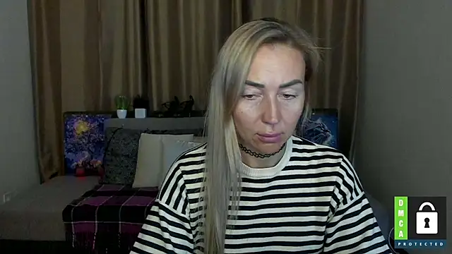 Kiss julli88I online show from September 20, 5:25 pm