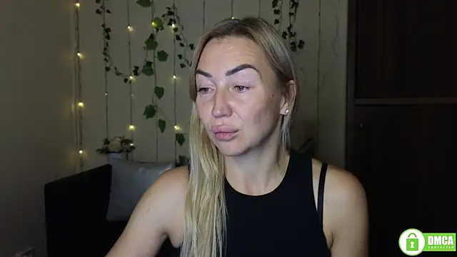 Kiss julli88I online show from October 10, 5:23 pm