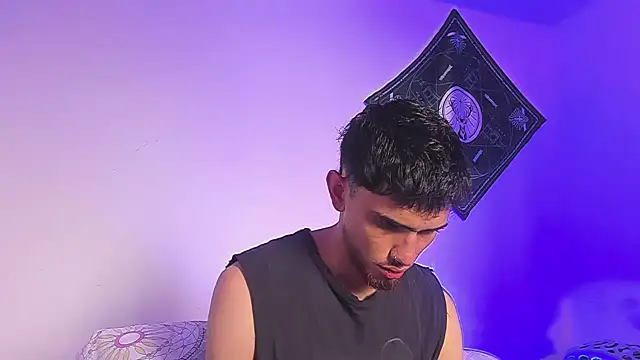 samevansx  online show from June 26, 3:05 pm