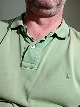 Snapshot of --Serhei-- chatting on October 24, 7:21 pm --Serhei-- online show from October 24, 7:21 pm