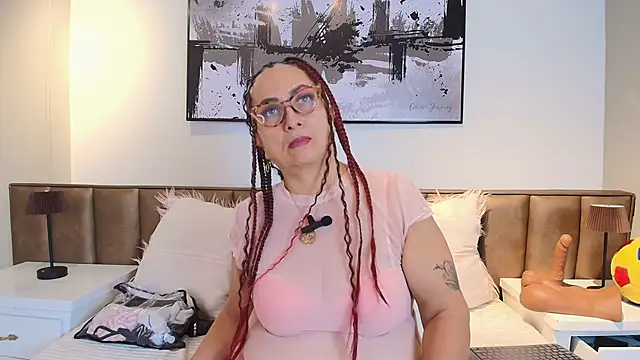 AlessandraLeroy online show from June 15, 12:29 pm