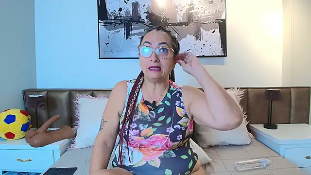 AlessandraLeroy online show from June 30, 12:17 pm