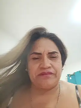 Snapshot of Milena_Foox chatting on November 19, 5:29 am Milena Foox online show from November 19, 5:29 am