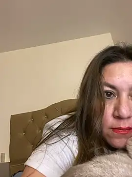 Snapshot of Luna-nevada chatting on June 29, 11:16 pm Luna-nevada online show from June 29, 11:16 pm
