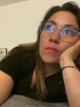 Snapshot of Luna-nevada chatting on July 24, 3:48 am Luna-nevada online show from July 24, 3:48 am