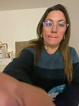 Snapshot of Luna-nevada chatting on July 30, 10:53 pm Luna-nevada online show from July 30, 10:53 pm