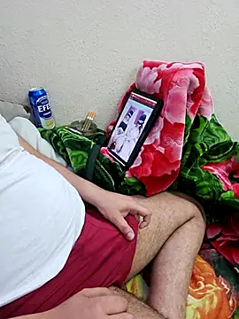 Snapshot of mando300 chatting on March 13, 10:32 pm mando300 online show from March 13, 10:32 pm