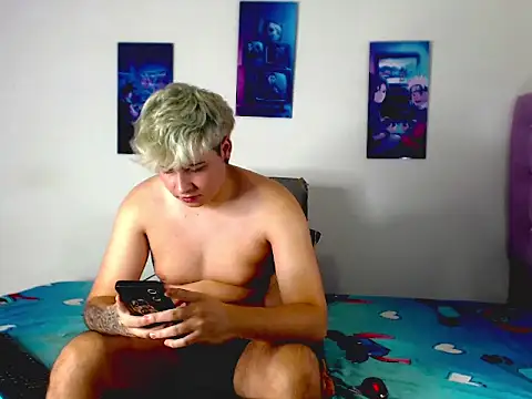 Snapshot of CrissConor chatting on July 15, 5:07 pm CrissConor online show from July 15, 5:07 pm