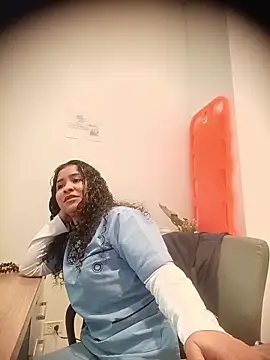 Snapshot of Paula6Colombia chatting on November 13, 3:55 pm Paula6Colombia online show from November 13, 3:55 pm