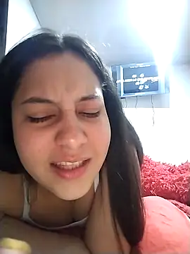 esmeralda jadees online show from April 26, 1:42 pm