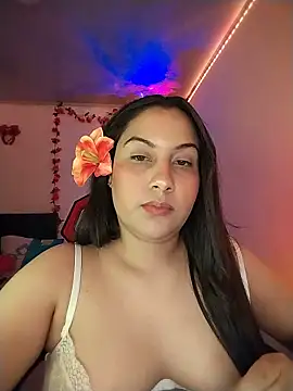 esmeralda jadees online show from May 14, 1:23 am
