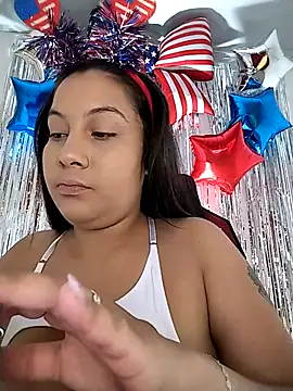 esmeralda jadees online show from July 4, 7:53 pm
