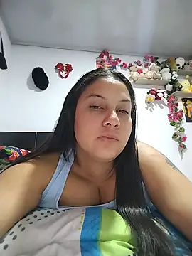 esmeralda jadees online show from July 12, 1:57 pm