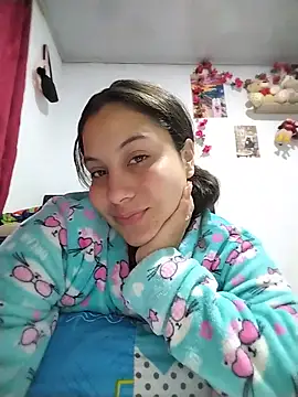 esmeralda jadees online show from July 17, 12:01 pm