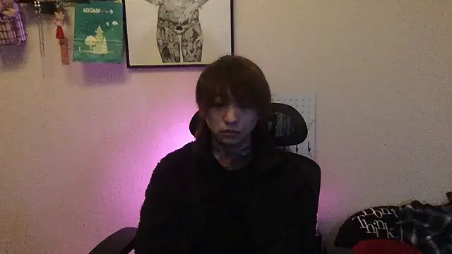 Snapshot of ryokunero chatting on December 22, 12:51 am ryokunero online show from December 22, 12:51 am