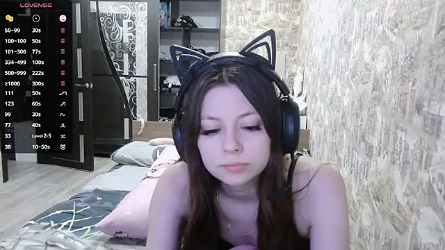 RendyDow online show from November 15, 8:33 am