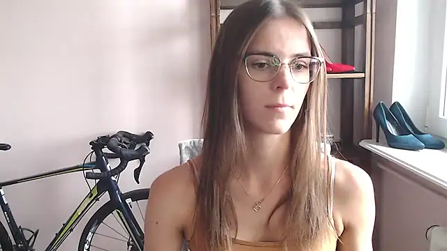 Snapshot of love_megi chatting on March 30, 1:34 pm love megi online show from March 30, 1:34 pm