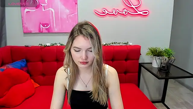 EvelineAmore online show from September 13, 8:47 am