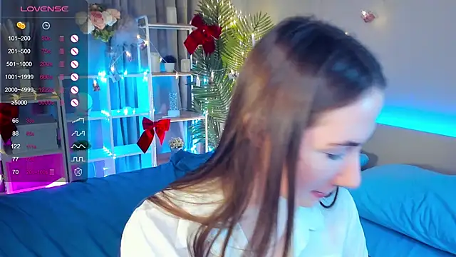 Kira mindnes online show from March 20, 11:02 pm