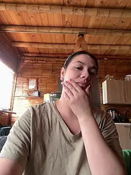 Snapshot of roldanmary chatting on August 2, 4:49 pm roldanmary online show from August 2, 4:49 pm