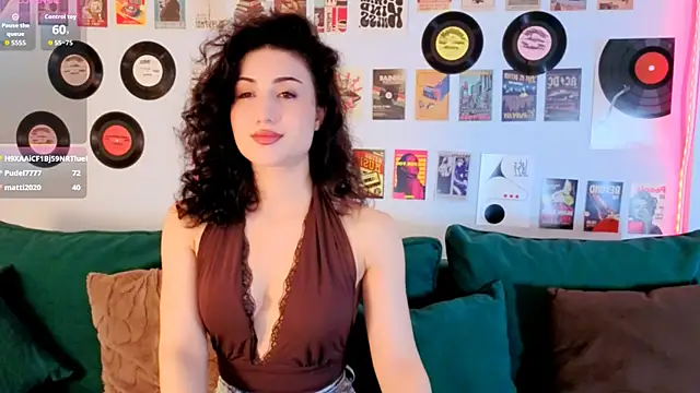 Snapshot of Maya_Rogerss chatting on July 15, 2:55 pm Maya Rogerss online show from July 15, 2:55 pm