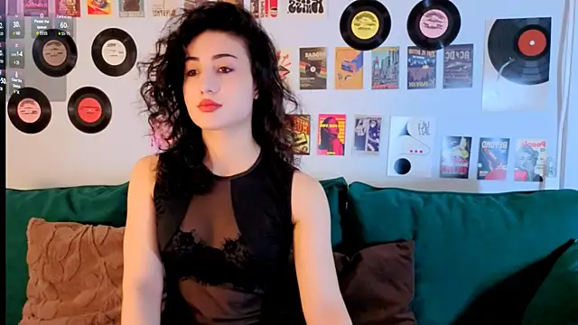 Snapshot of Maya_Rogerss chatting on July 27, 2:35 pm Maya Rogerss online show from July 27, 2:35 pm