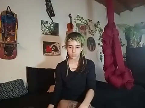 Snapshot of 420mussa chatting on June 10, 6:40 pm 420mussa online show from June 10, 6:40 pm