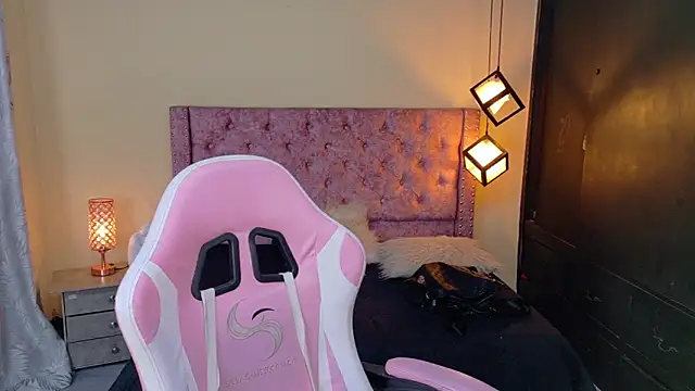 sweet  thang online show from November 9, 5:17 am