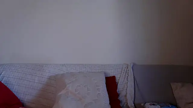 Snapshot of MAIRA__90 chatting on September 27, 9:03 am MAIRA 90 online show from September 27, 9:03 am