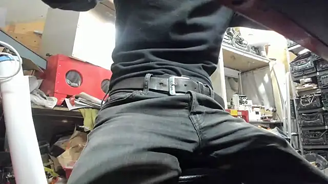 bisciu1976 online show from March 7, 1:40 pm