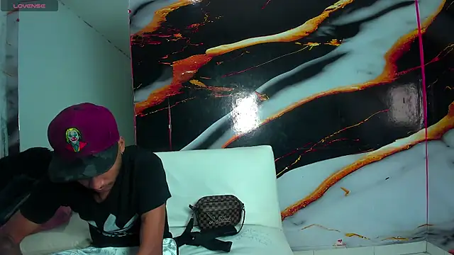 hot dirty paradise 66 online show from June 4, 8:15 pm