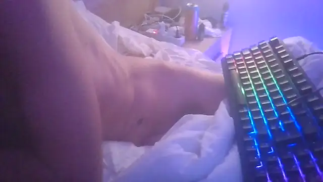 Snapshot of macford1 chatting on November 30, 11:20 pm macford1 online show from November 30, 11:20 pm