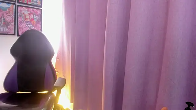 Snapshot of Elissa_SexyGirl chatting on September 22, 1:13 pm Elissa SexyGirl online show from September 22, 1:13 pm