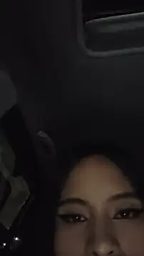 Snapshot of bella_warzon chatting on May 14, 2:40 am bella warzon online show from May 14, 2:40 am