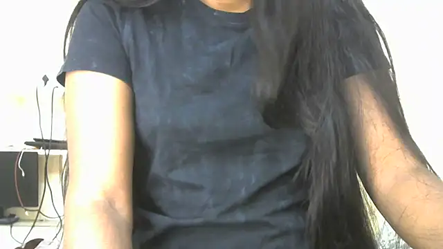 Snapshot of naughtyreva chatting on November 16, 9:37 am naughtyreva online show from November 16, 9:37 am